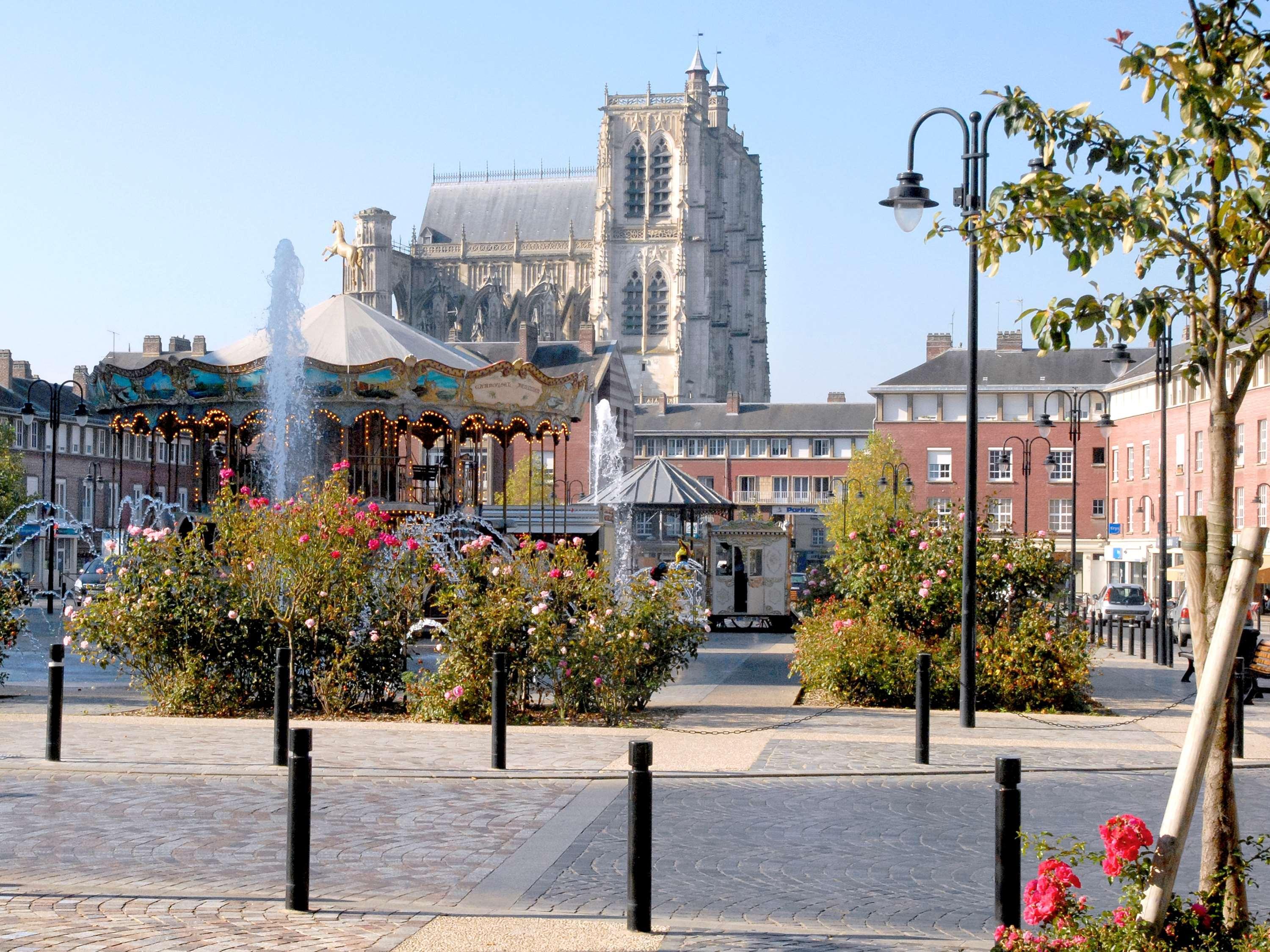 Mercure Abbeville Centre - Porte De La Baie De Somme Exterior photo